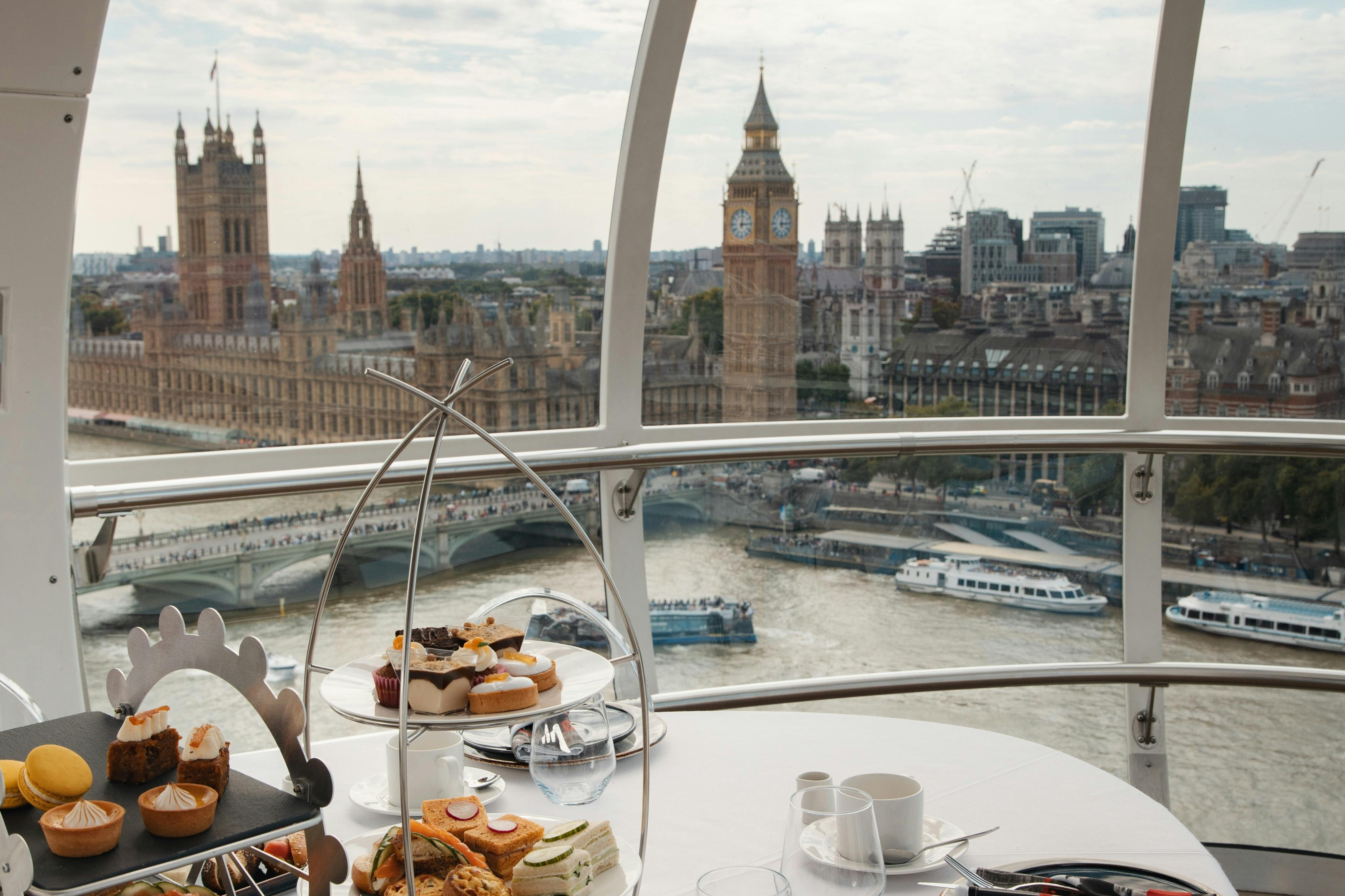London Eye: Fast Track Ticket + Afternoon Tea Experience + Lounge Access - Photo 1 of 5